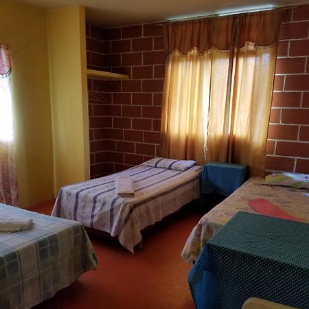 Casa De Alexis Hotel Puerto Baquerizo Moreno Ngoại thất bức ảnh