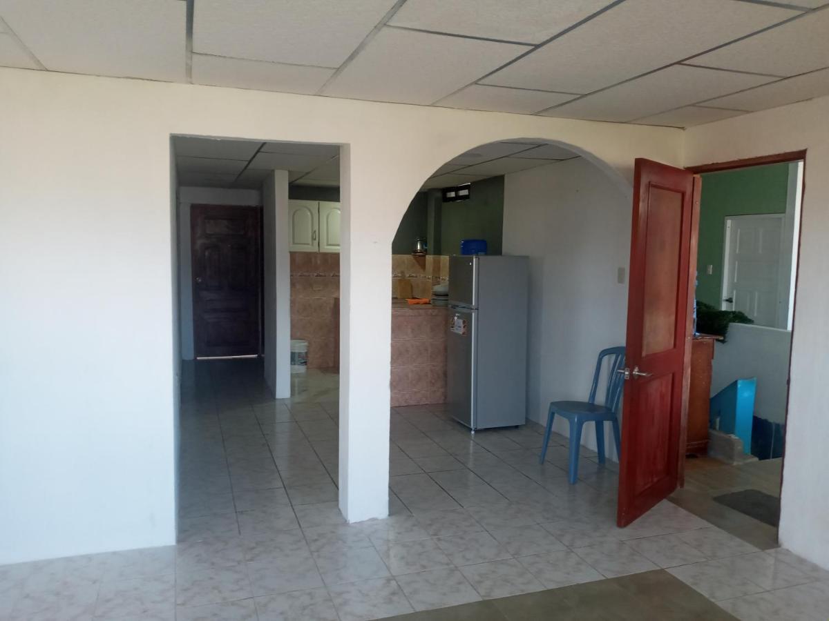 Casa De Alexis Hotel Puerto Baquerizo Moreno Ngoại thất bức ảnh
