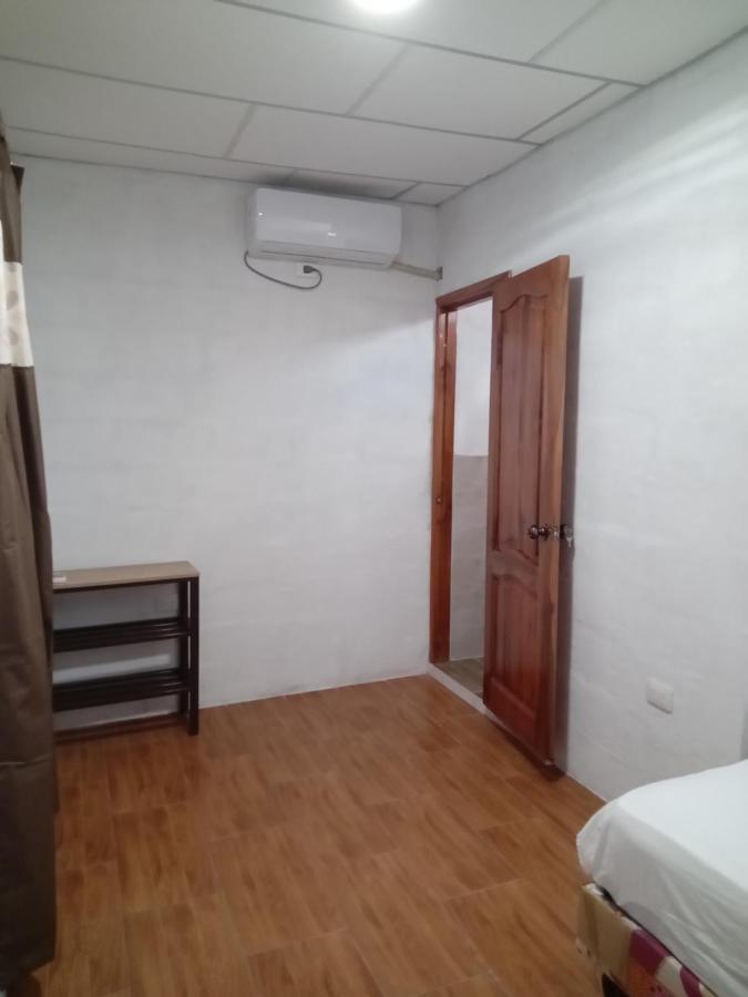 Casa De Alexis Hotel Puerto Baquerizo Moreno Ngoại thất bức ảnh
