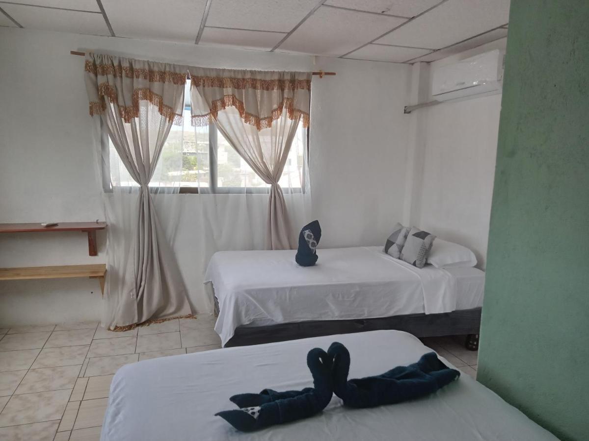 Casa De Alexis Hotel Puerto Baquerizo Moreno Ngoại thất bức ảnh